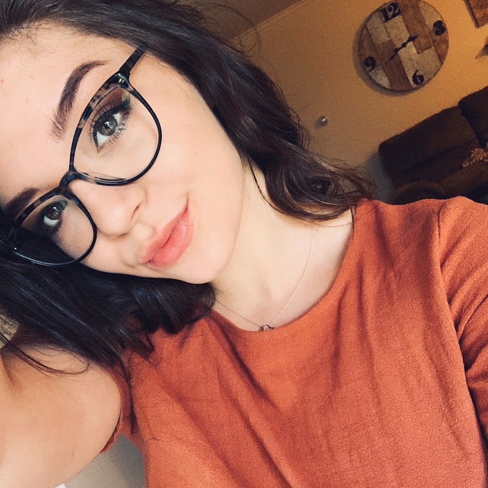 Meet your Posher, Mackenzi